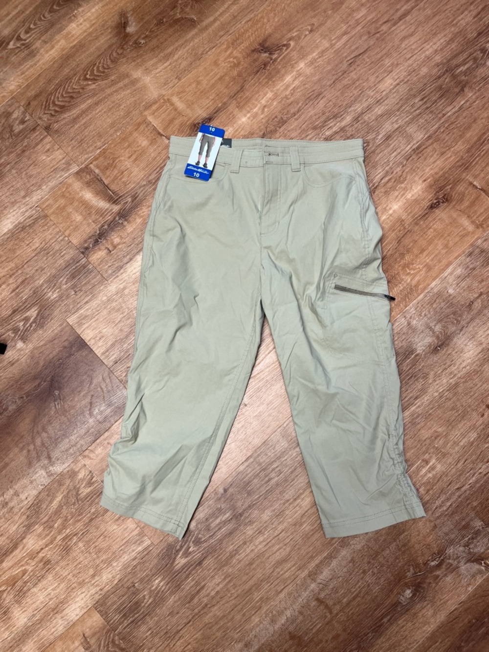 Eddie Bauer Light Khaki Womens Cargo Capris